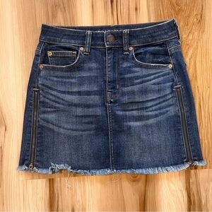 American Eagle AE Hi-Rise Mini Jean Denim Skirt Size 0 (26) Boho Fringe Festival